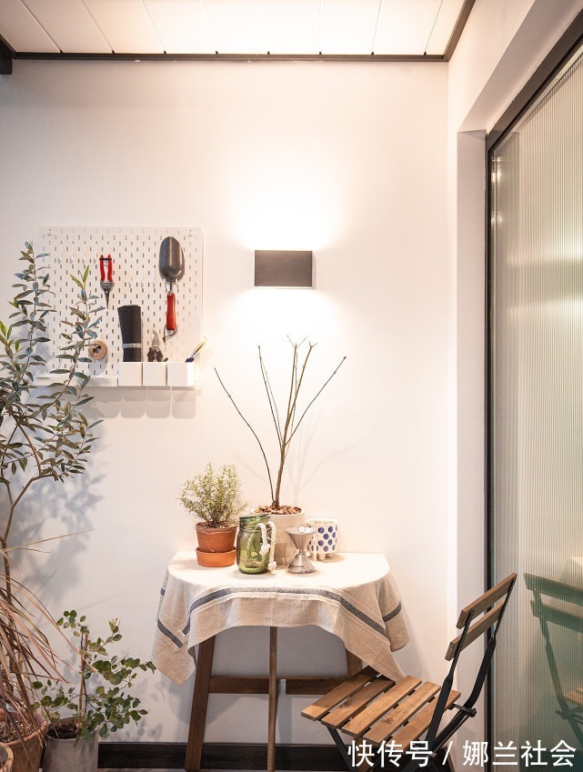 现代|130平现代极简风设计,打造出清爽简而不减空间