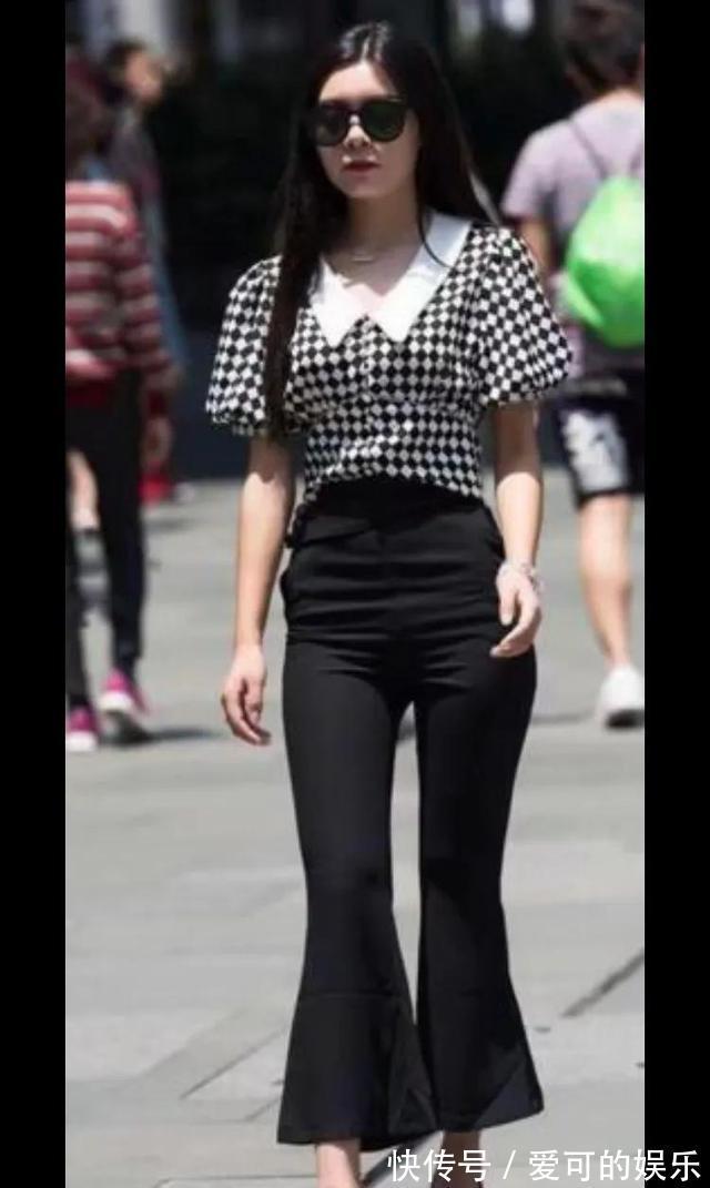 时髦 打底裤过时了,现在流行“小黑裤”,时髦又高级,你喜欢吗?