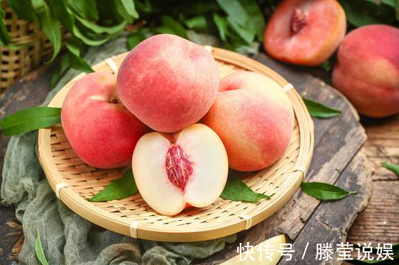 买桃子就得这样挑，照着做，一挑一个准，香甜可口，汁水足口感棒