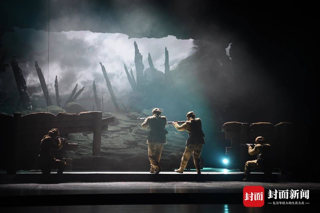 特等功臣|志愿军特等功臣柴云振故事被搬上舞台大型原创话剧《平凡英雄》在成都首演