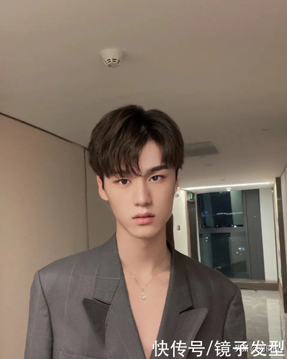 男士|18到28岁男士，看看这16款发型，款款都很帅气