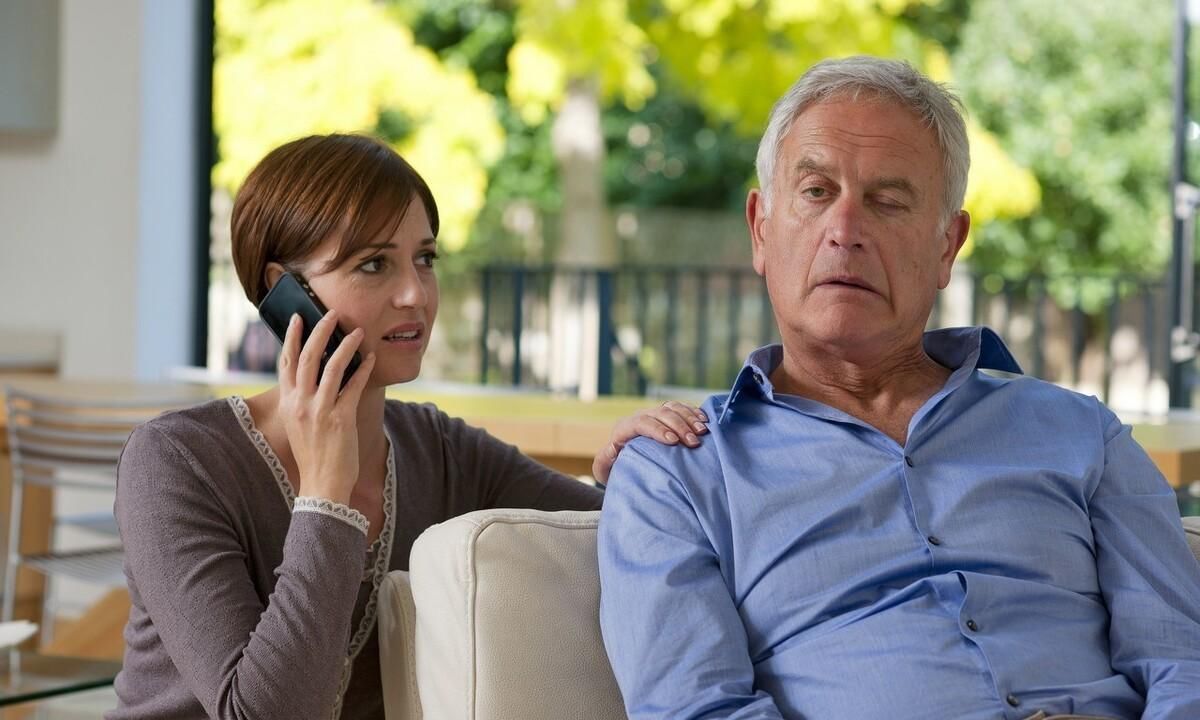 脑供血不足|脑供血不足的人,身体会出现3处异常,及时注意,脑梗随时都会来