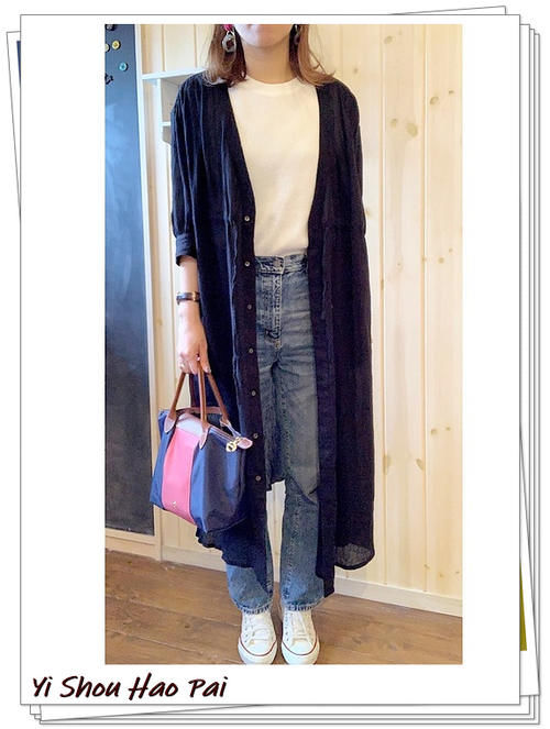  时尚|经典不过时的“饺子包”，今年冬天可以这样搭配！更显时尚气息