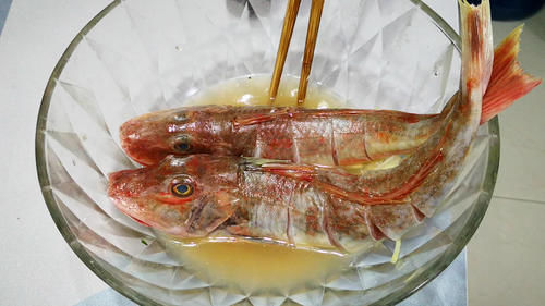 鱼肉|入冬后,吃鲅鱼鲤鱼不如吃它,炖一炖滋补又馋人,和螃蟹肉一样香
