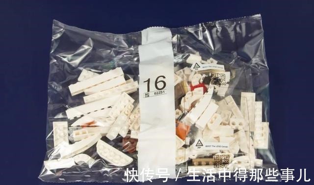 羽毛|乐高哈利波特76391霍格沃茨经典藏品开箱评测!
