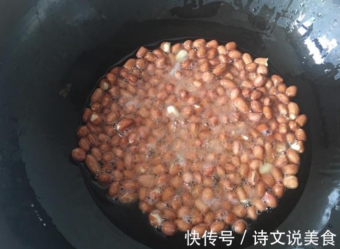 炸出的花生米不好吃少了这1步直接下油锅,难怪不香不脆!
