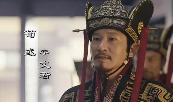 曹操|曹操的五大谋士中，为何只有贾诩笑到最后？易中天：做人有大智慧