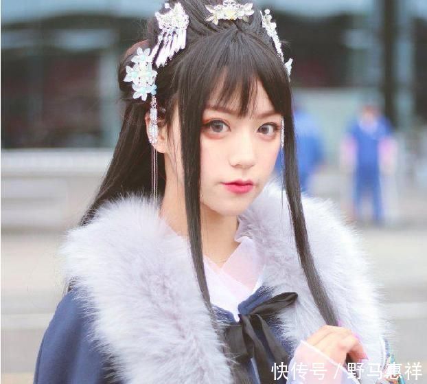 古装|当网红COS古装,蔡萝莉搞笑,刀小刀违和,而她代表“东方美”!