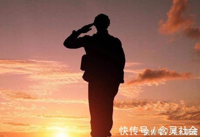 军事小说$四本超燃超热血的军事小说,剧情越看越上瘾,熬夜通宵也值得