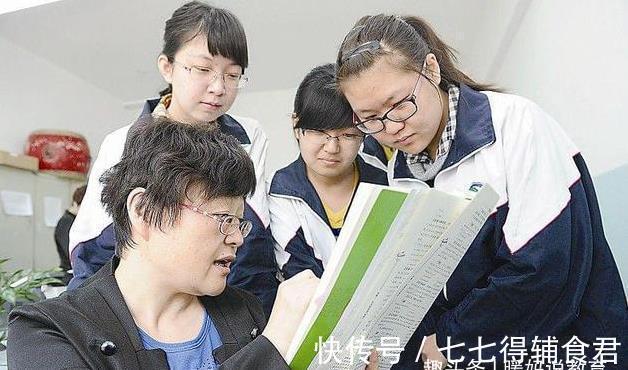 心理健康|上补习班VS不上补习班的学生,差距不止一点,看看“学霸”便知