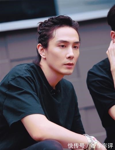 男士 再看《披荆斩棘的哥哥》,发现他们是来教我们做发型的!