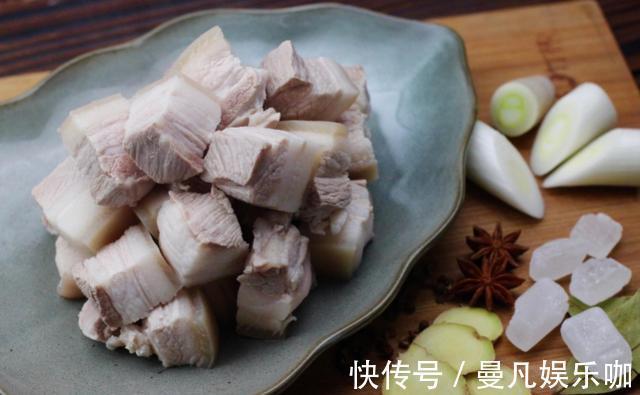 入味|做红烧肉,大厨教你“少2样多2步”,保证软烂又入味,肥而不腻