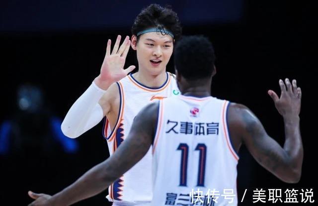 亚当斯|?高薪签约！CBA新疆男篮出手大方，签顶级外援，阿的江冲击季后赛