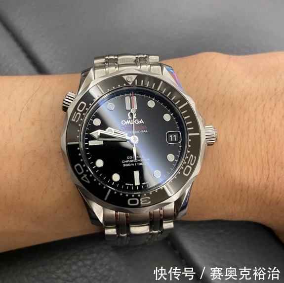 阿弥|初次接触腕表却对欧米茄海马300动了心,结果让人满意