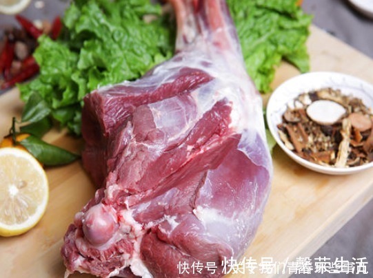 买羊肉,前腿好还是后腿好?口感大不同,记住2点,买对了才好吃