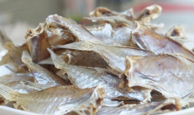 这种鱼“没脸没皮”,价格低廉,很多人看不上,懂行的人经常买