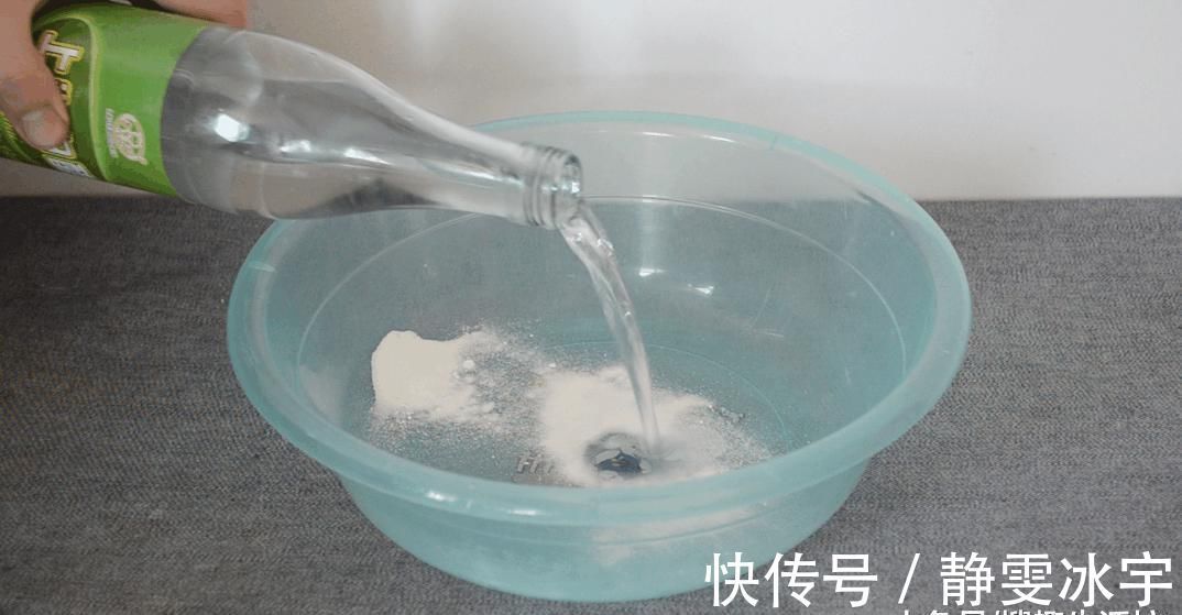 厨房抹布又脏有油难清洗 教你一招用它泡一泡, 抹布比毛巾还干净