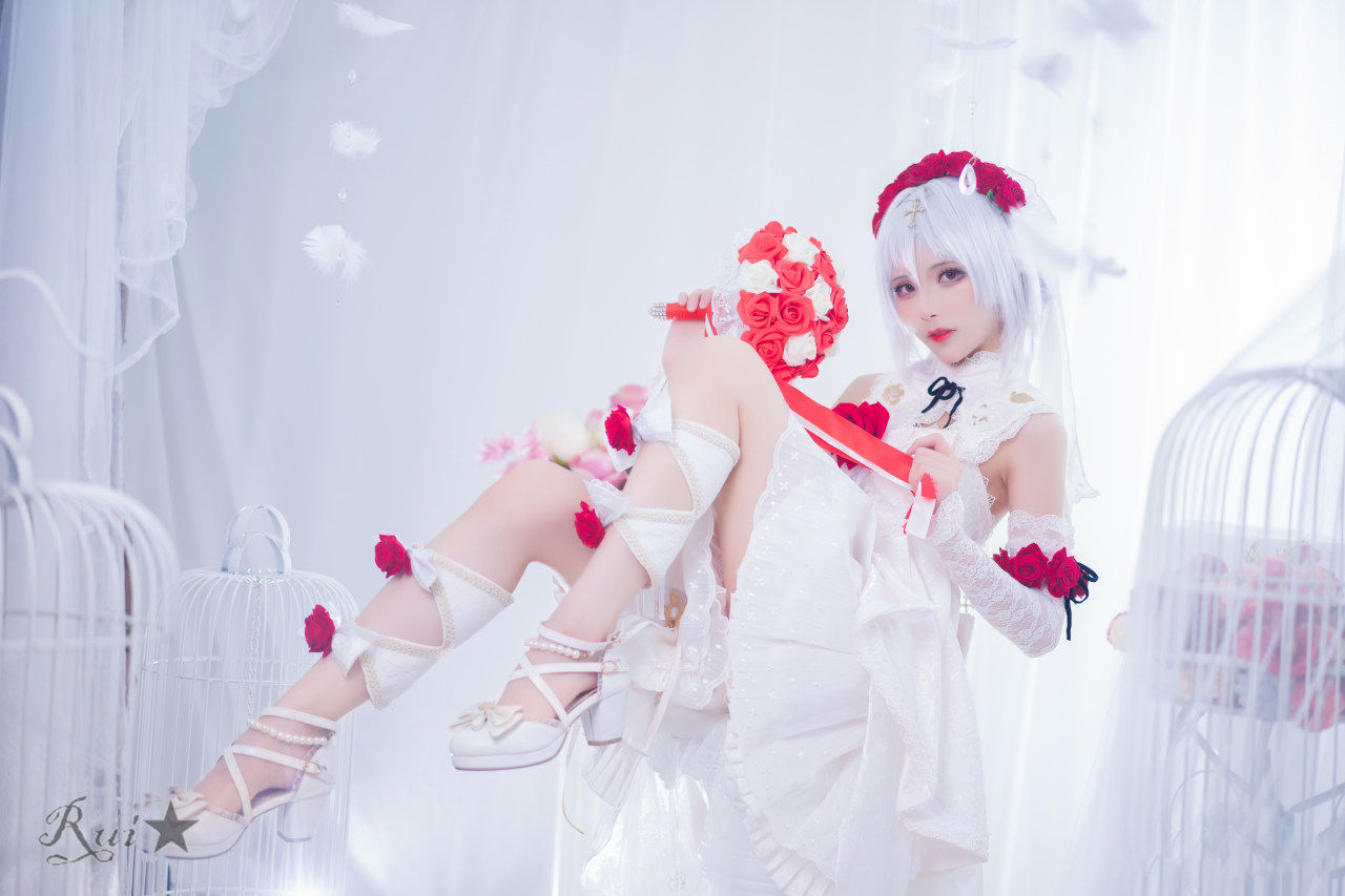 德丽莎|《崩坏三》德丽莎月下初拥cosplay