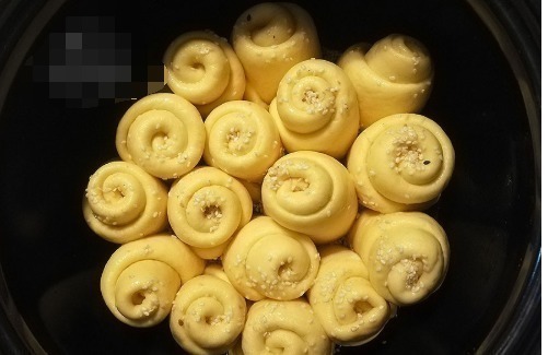 红薯独特做法，加一个鸡蛋，不用烤箱，女儿说比买的面包还好吃