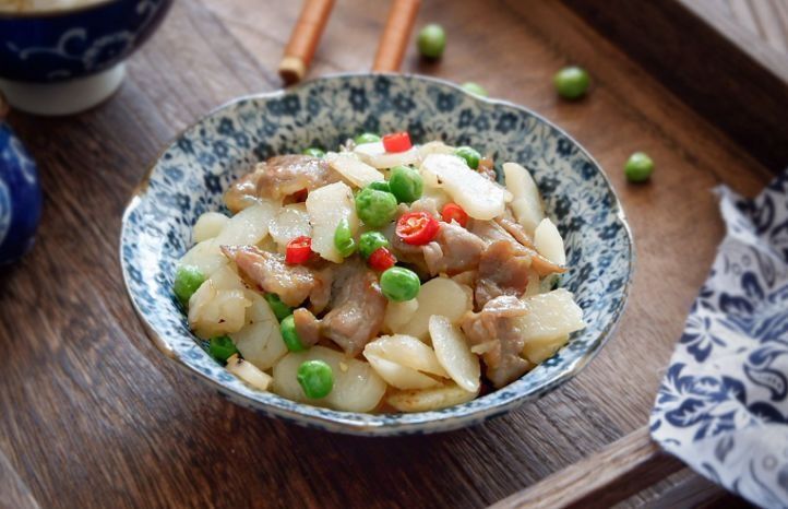 冬天多吃荸荠,试试这4种好吃的做法,简单易学,收藏起来照着做