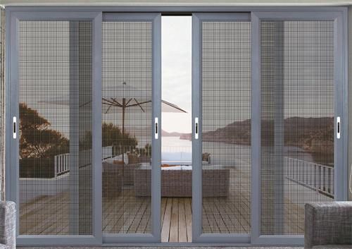 轨道|如何把纱窗安装到轨道上,使用纱窗日常需要注意什么