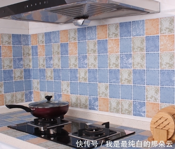 新年大扫除,厨房油渍又黑又黏?别担心,学会这些小妙招轻松搞定