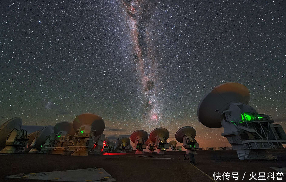 星系 249亿光年外发现不该有的星系,天文学家:早出现26亿年