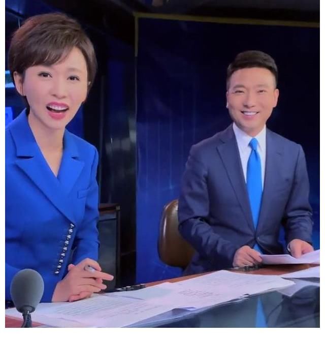 訊息|每次《新聞聯播》結束，為何要放一段整理稿子的畫面？有什么作用