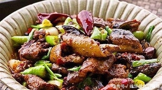  香气|轻松搞定的家常美味，出锅装盘，香气四溢，家人尽情享用！