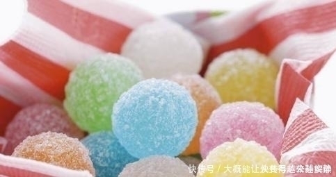 危险物品|哥哥喂妹妹吃糖果,半小时后妹妹却被送医抢救,医生来晚了