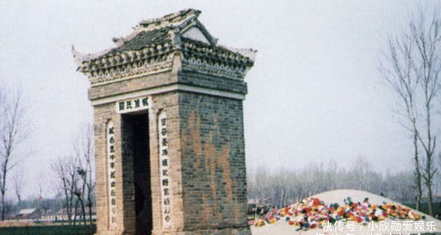 免死铁券|朱元璋封大臣为侯，大臣刚走，朱元璋说：扣他工资！