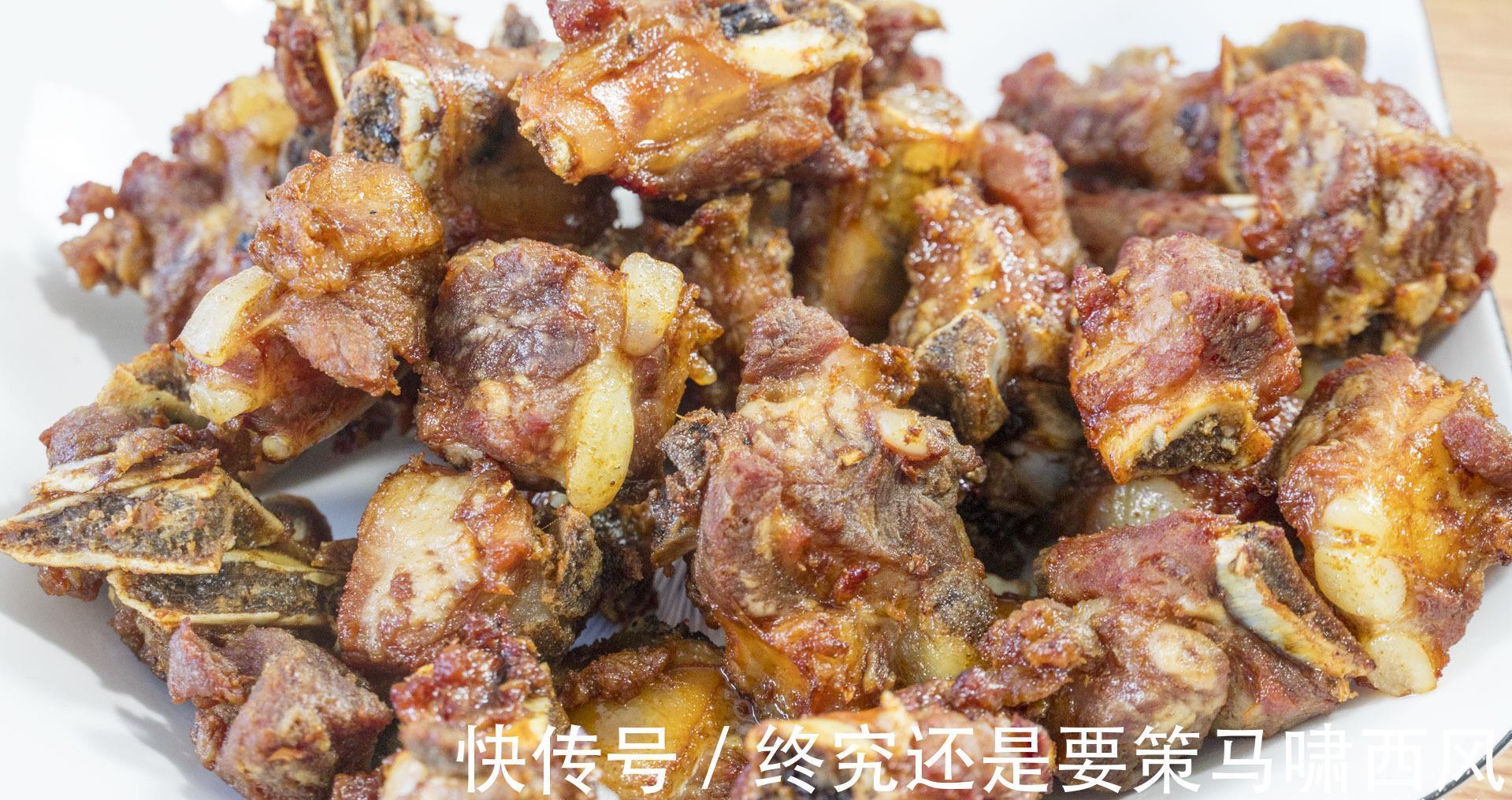 1家4口的晚餐,荤素搭配,有鱼有肉,比在外面吃的好,还实惠