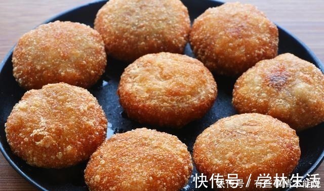 清脆|比汤圆更好吃的糯米粉做法,吃一次就上瘾,清脆爽口超解馋!