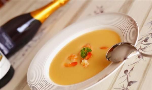 世界5大名汤,唯独中国的这碗汤被禁止食用,如今都是做“假货”