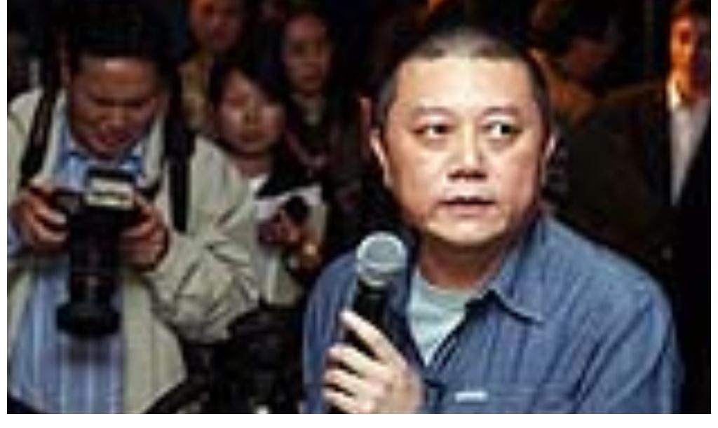 王朔|王朔：为何形容“赵忠祥”公共汽车？死后，才懂坑惨收藏者的真相