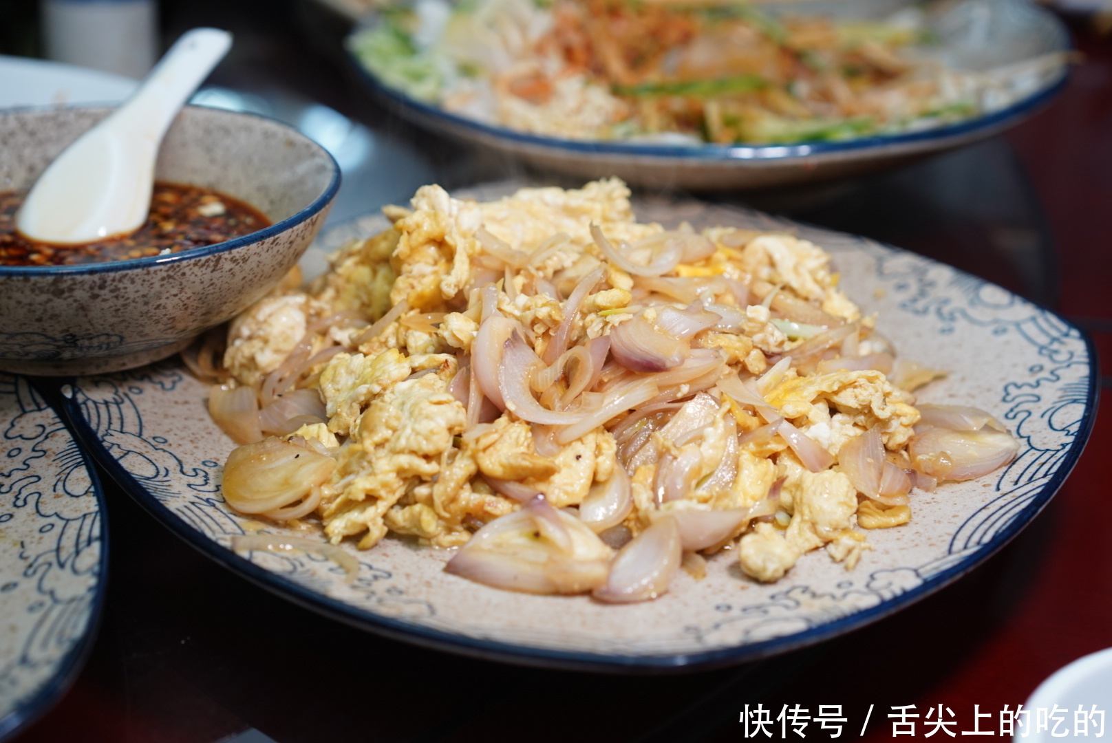 去东北旅行，热情的东北人会带你吃这些美食，每一道都是硬菜