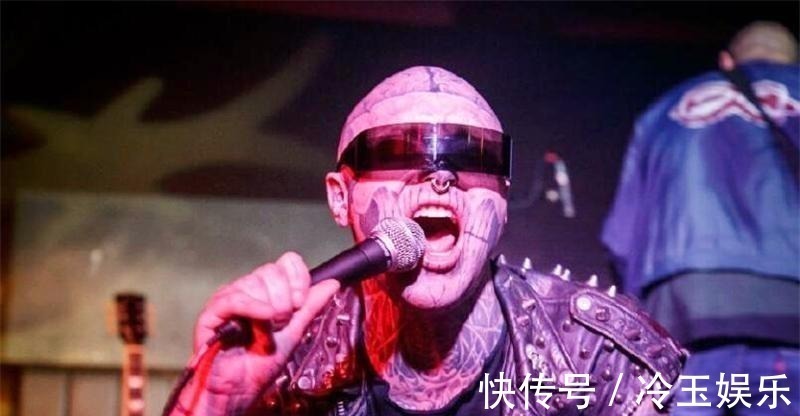 人骨#男子花2亿将“人骨”纹满全身,走红后却离开了人世