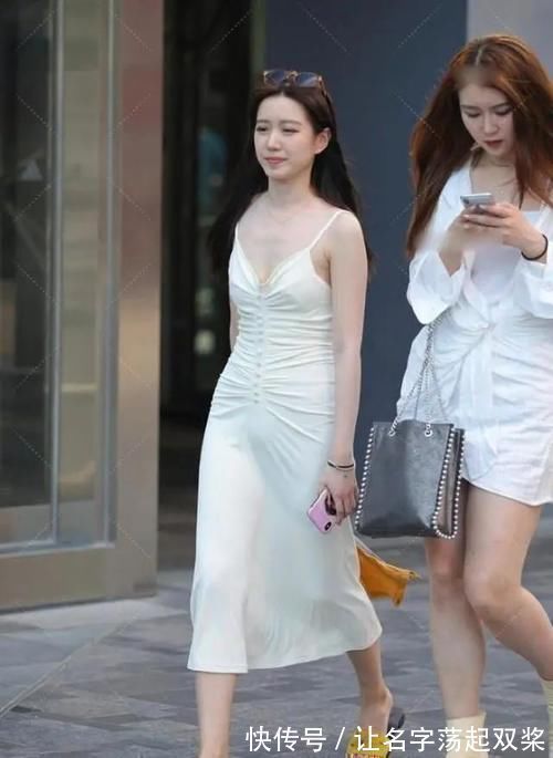 时尚 束腰贴身的连衣裙,兼顾美感与舒适度,清凉时尚