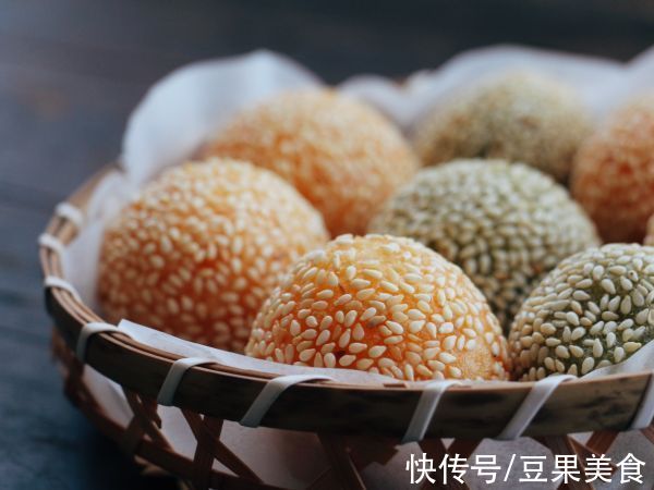 胡萝卜汁|餐桌上最有人气的家常菜之彩色芝麻糯米球