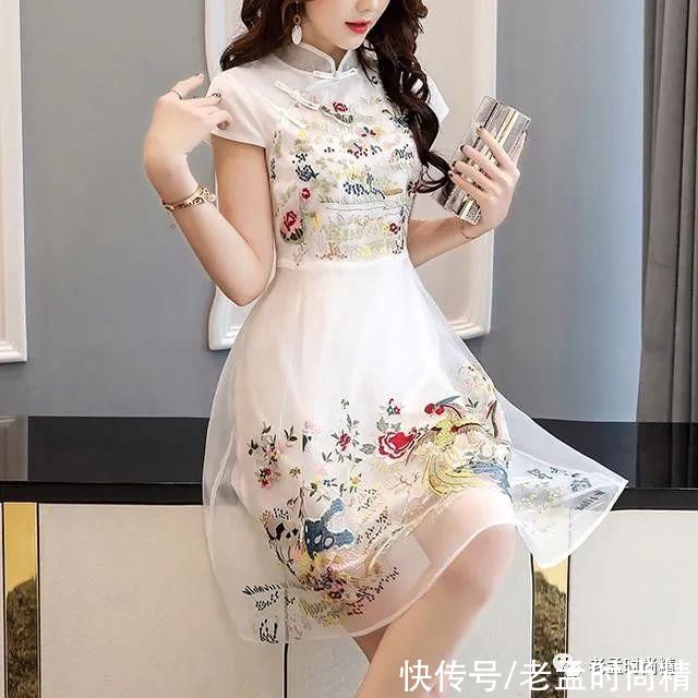 旗袍裙|夏季配上中国风复古旗袍裙，美疯了