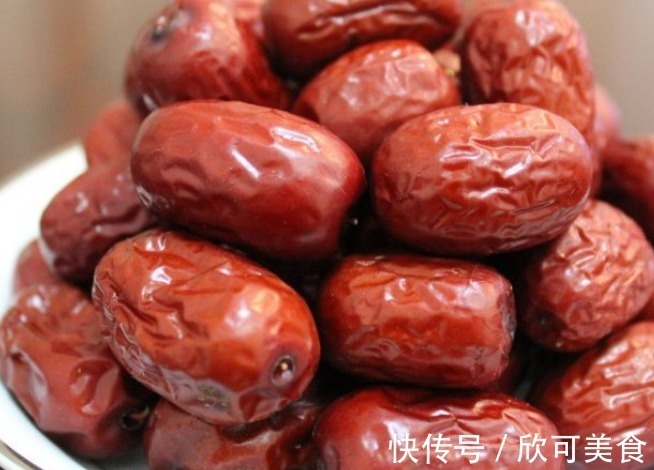 养肾|红枣和此物一起煮,滋阴养肾,排毒祛湿,头发乌黑亮丽,肌肤红润
