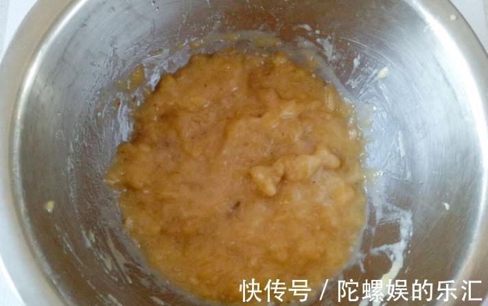 巧克力|自制巧克力香蕉马芬，做法一点也不难，比买的还好吃，经济实惠