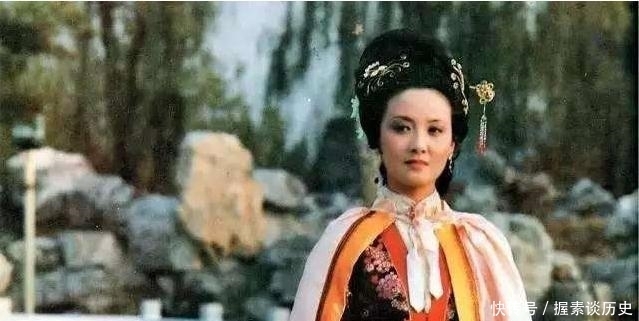 罪人|红楼梦第六十五回,脂砚斋凭啥开篇就评王熙凤是“贾宅第一罪人”