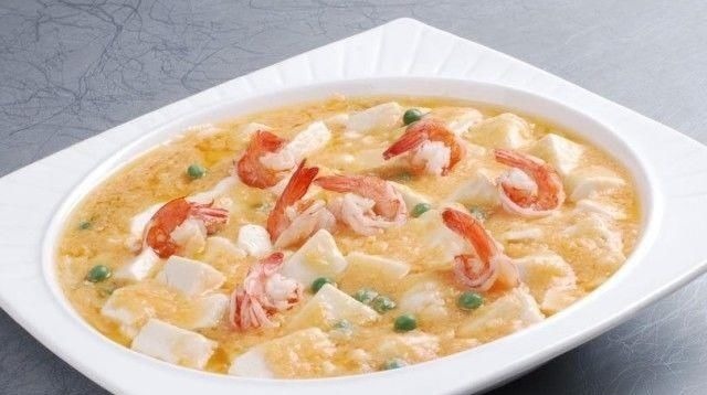 豆腐加“它”炖,比骨头汤鲜香,健脾暖胃又补钙,早些吃早受益