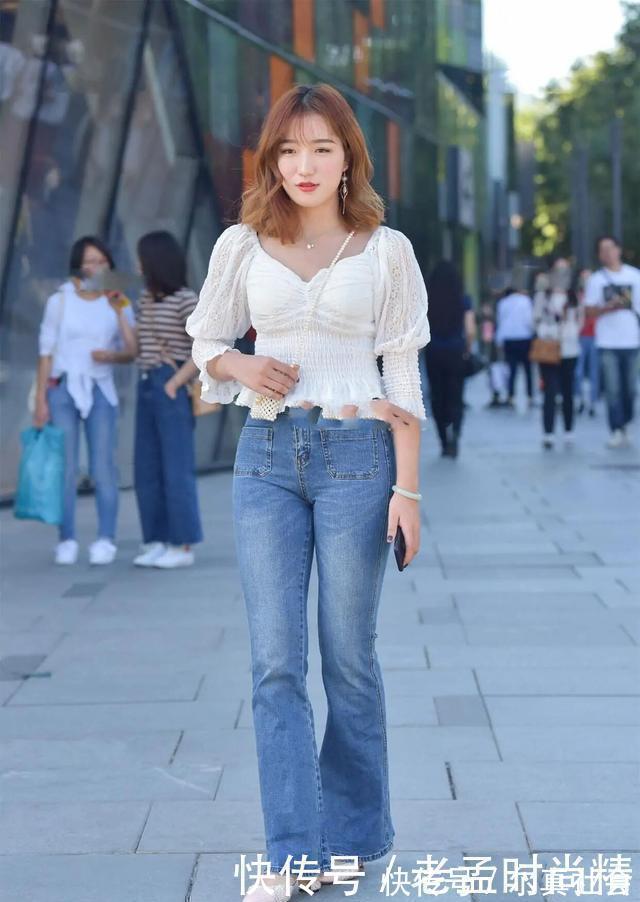 阔腿裤|街拍:“腿粗”别总选阔腿裤,正确穿搭应该如此,中年女士也爱不释手!