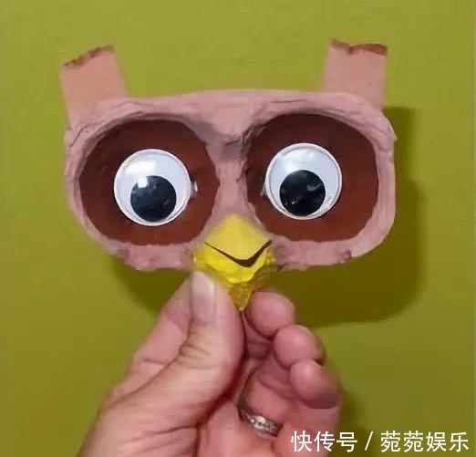 当妈妈“被迫”学会各种手工后,她就连蛋托都不放过了