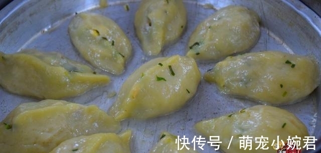 糯米糍粑的新吃法，不油炸不放糖，又爽口又好吃，做法还很简单。