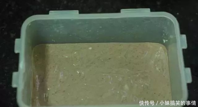 红豆糕|早餐，别总蒸馒头啦，多给孩子吃它，补血又补脾，身体强壮不感冒