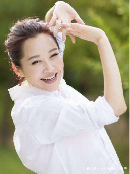 发型|常年留长发与短发的女人,有何区别一张图保你看得明明白白