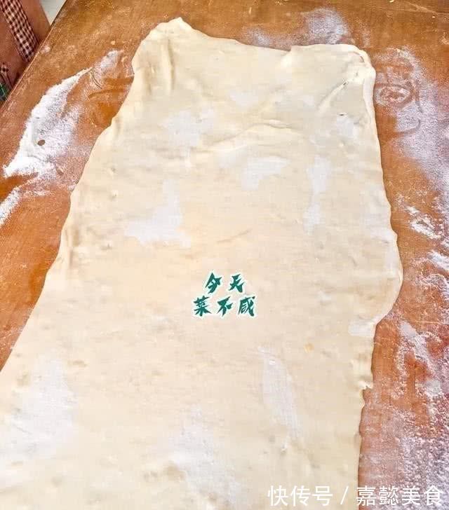 烙饼|温水或凉水和面都不对,试试我烙饼的特殊方法,松软酥香,放一天都不会硬